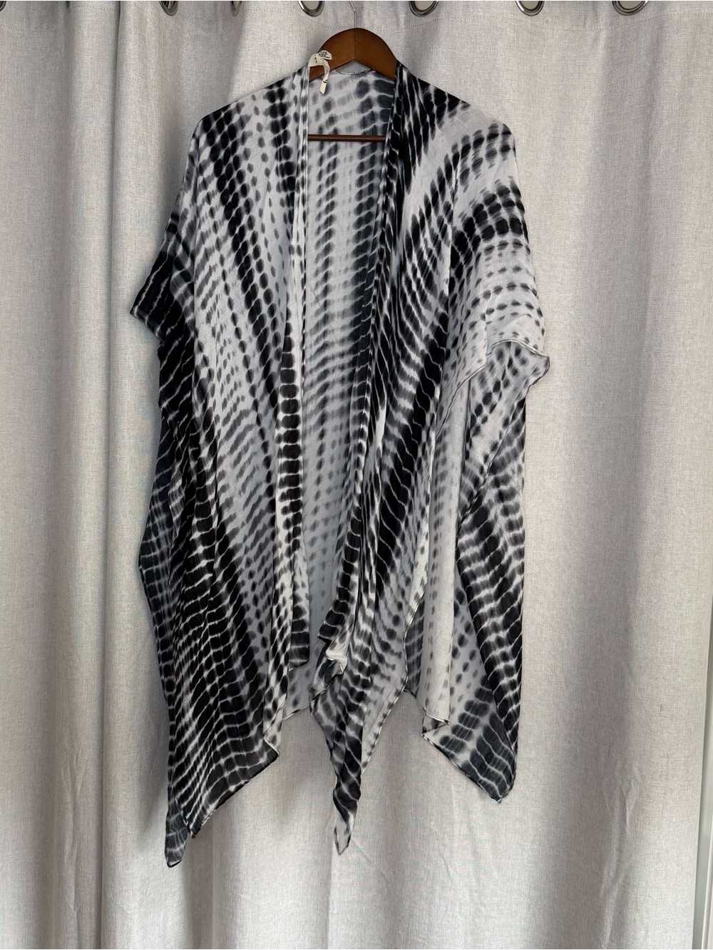 Michael Stars Tie Dye Convertible Ruana Scarf Kimono Shawl Beach Cover Up Wrap - Picture 6 of 6